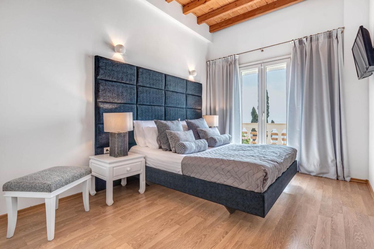 Kontogialos Ocean View - Luxury Villa Nefeli מראה חיצוני תמונה